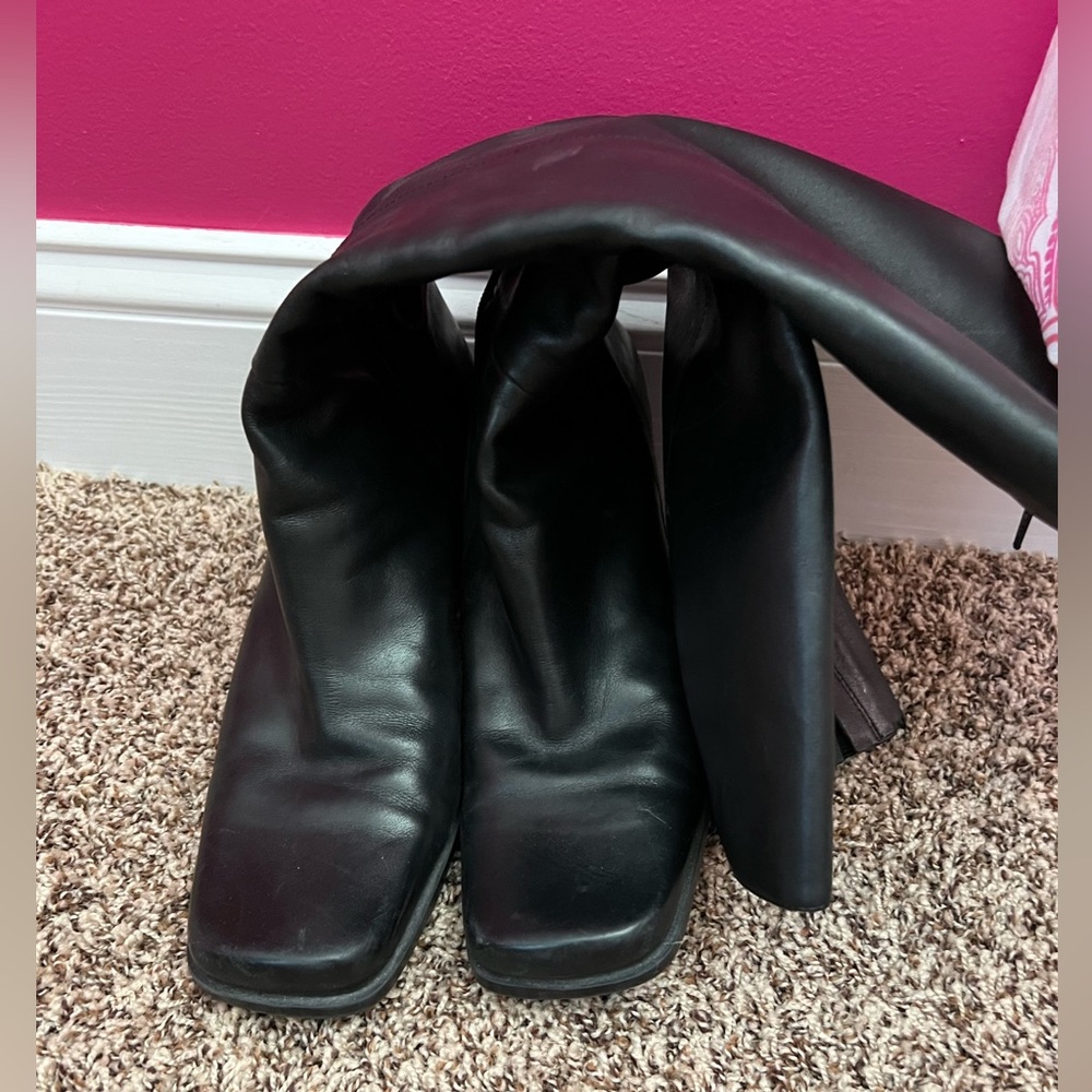 Black Heeled Boots
